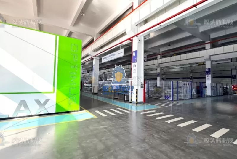 การออกแบบโรงงานแบบลีนที่ผสานรวมเส้นทางของผู้เยี่ยมชมและเอกลักษณ์ของแบรนด์